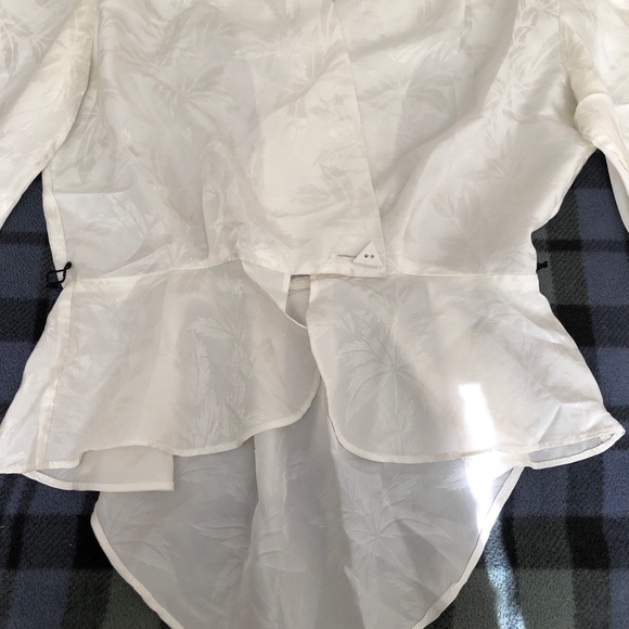 80’s Vintage Sexy Silky Ivory Puff Sleeve Blouse - Picture 2 of 5